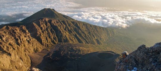 Tansania Adventure: Meru Trekking, Safari & Sansibar