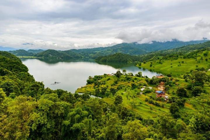 Wanderung nach Pokhara vorbei an den Seen Phewa, Begnas & Rupa thumbnail