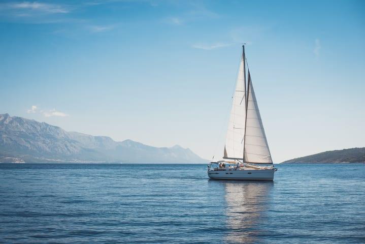 Segeltour an der Küste von Alghero thumbnail