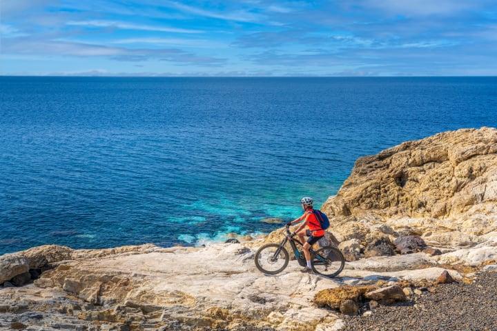 Fahrradtour zu geheimen Stränden in Alghero thumbnail