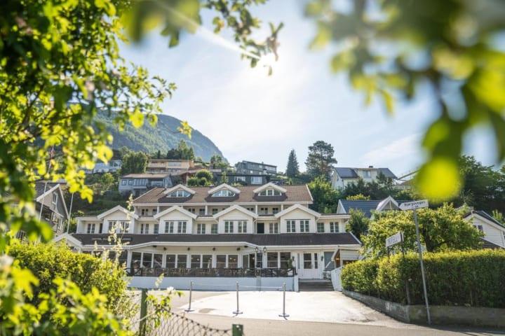 Hotel Aurlandsfjord thumbnail