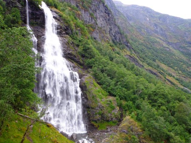 Wasserfall & Culture Tour in Flåm thumbnail