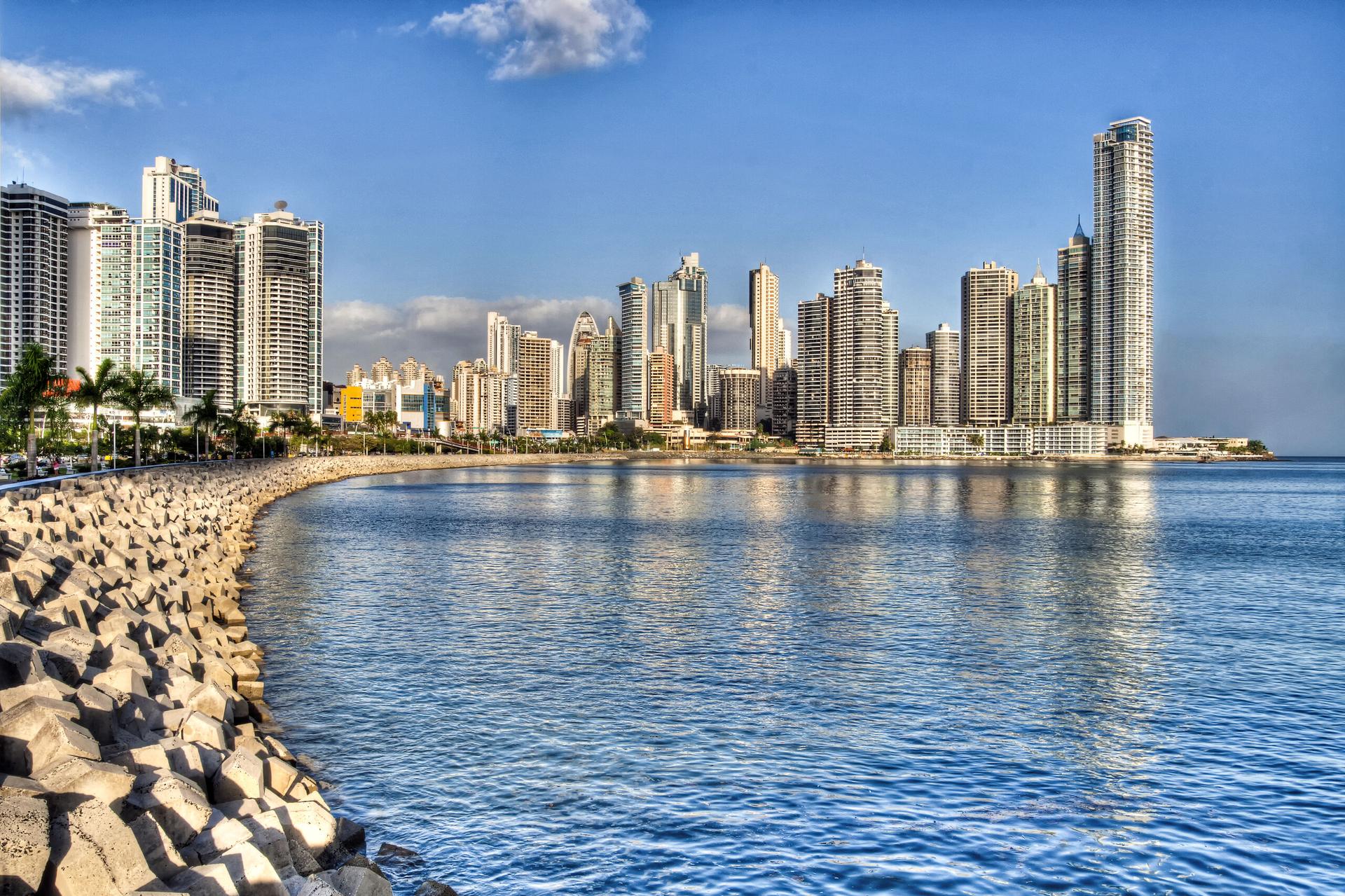 Strahlend: Panama Citys Skyline! 