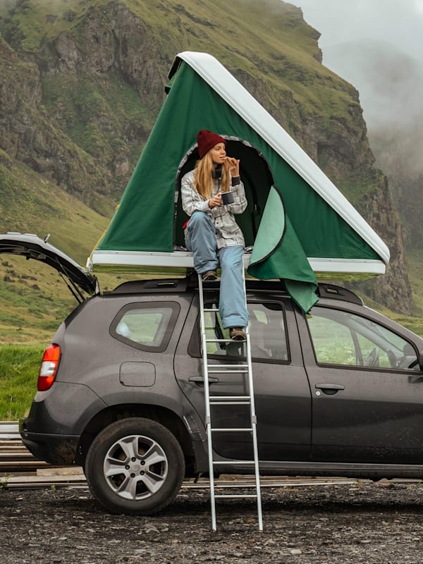 Island im Rooftop Tent